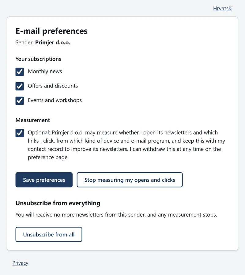 Die Einstellungsseite, die ein Empfänger aus einem Newsletter heraus öffnet: die Themen, die er behalten möchte, die freiwillige Einwilligung in die Messung und eine Schaltfläche, um sich von allem abzumelden.